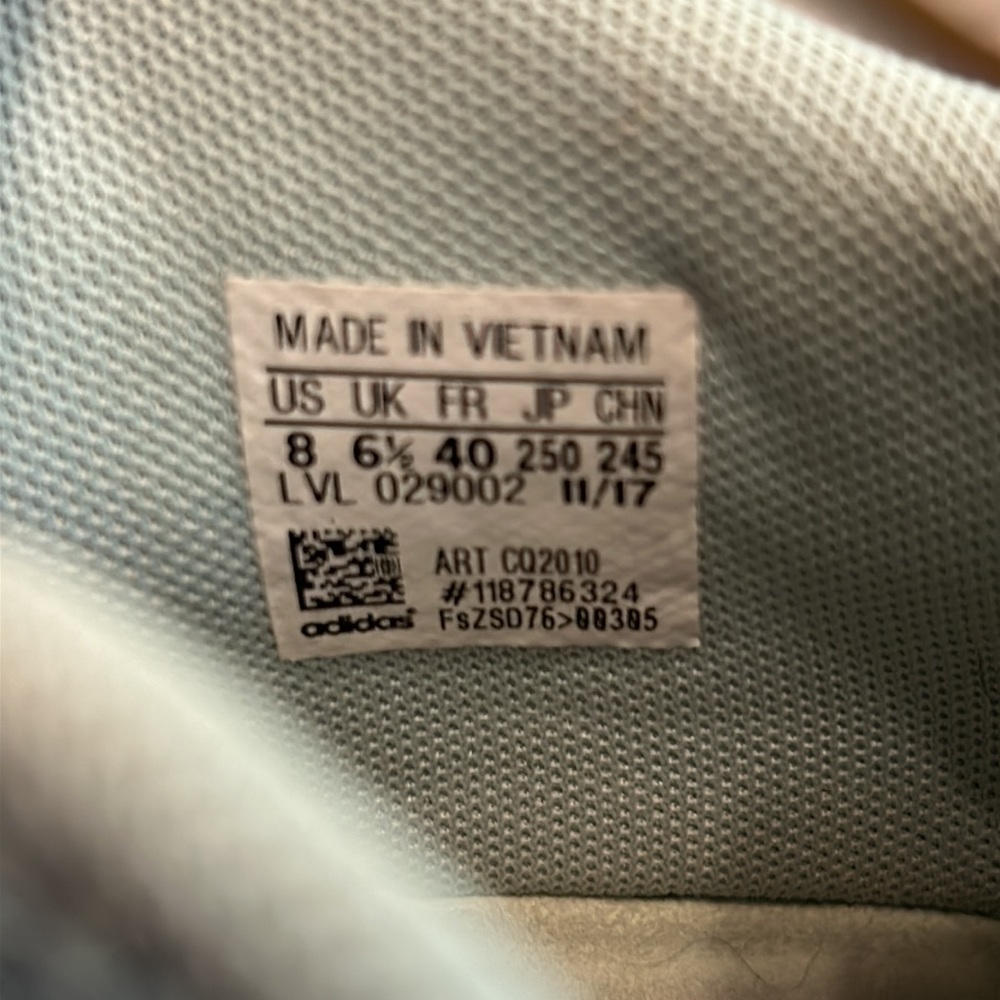 Adidas Originals NMD_R2 - Picture 7 of 7